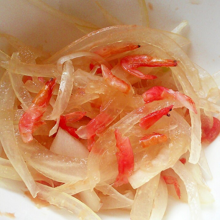 簡単おつまみ 新玉ねぎと桜えびのわさびしょうゆ和え レシピ 作り方 By みずたまsweet 楽天レシピ